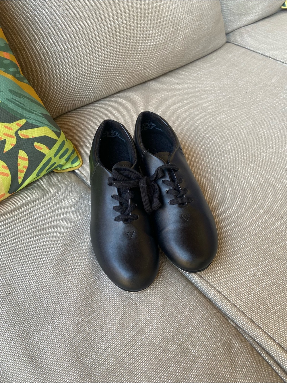 Capezio CG17 Black Leather Lace-Up Dance Shoes